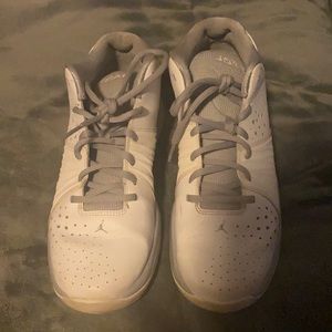 Jordan’s size 7y in boys in great condition